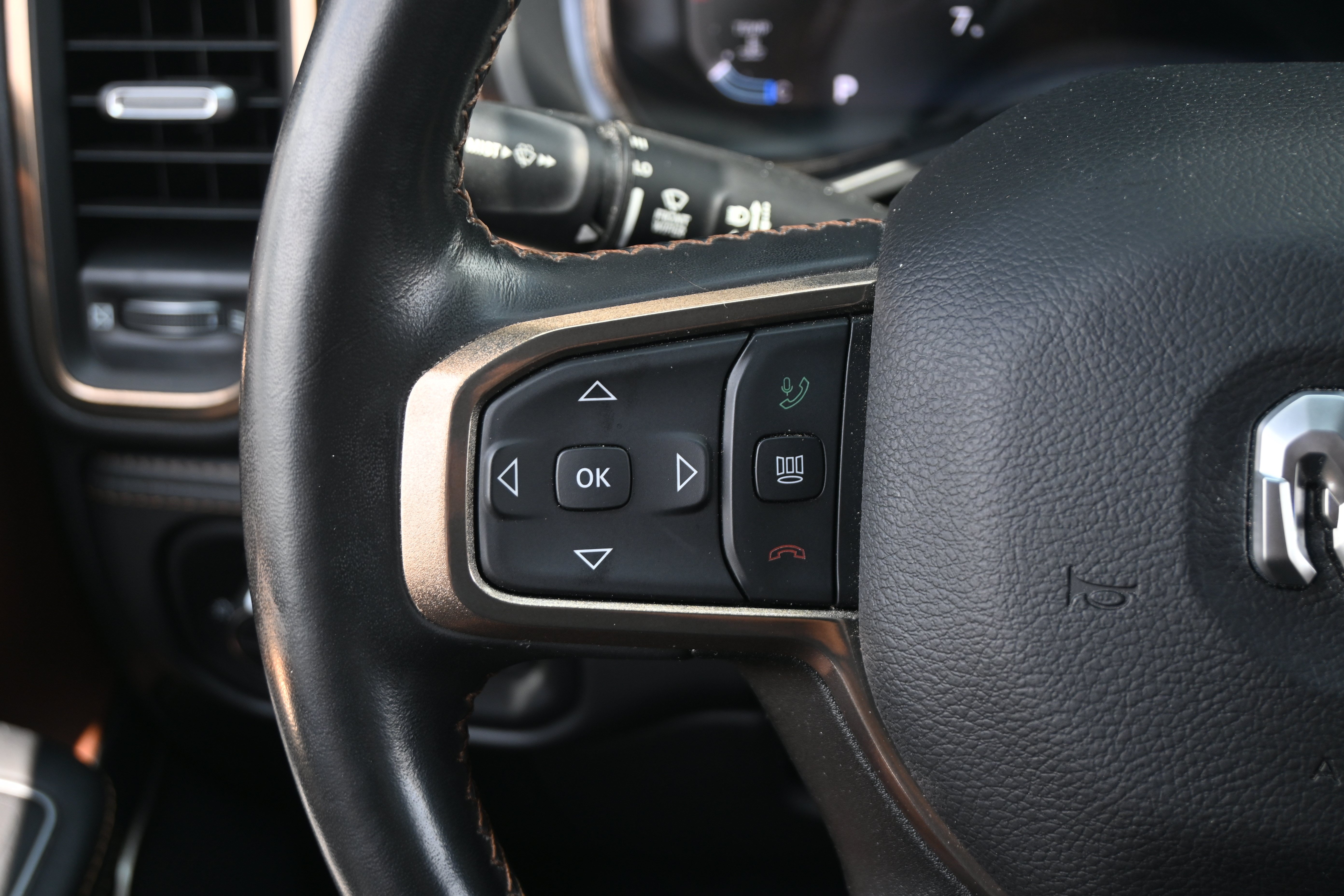 Used 2023 RAM 1500 Limited AWD/4WD image 19