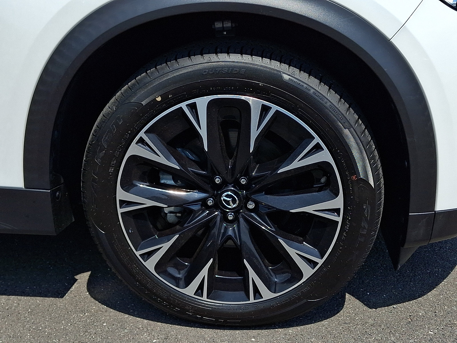 Certified 2024 MAZDA CX-90 Plug-In Hybrid w/ Premium Plus AWD/4WD image 9