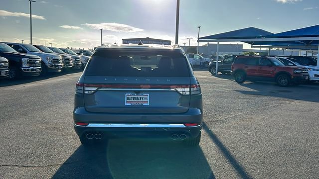 Used 2023 Lincoln Aviator Reserve w/ Equipment Group 201A image 4