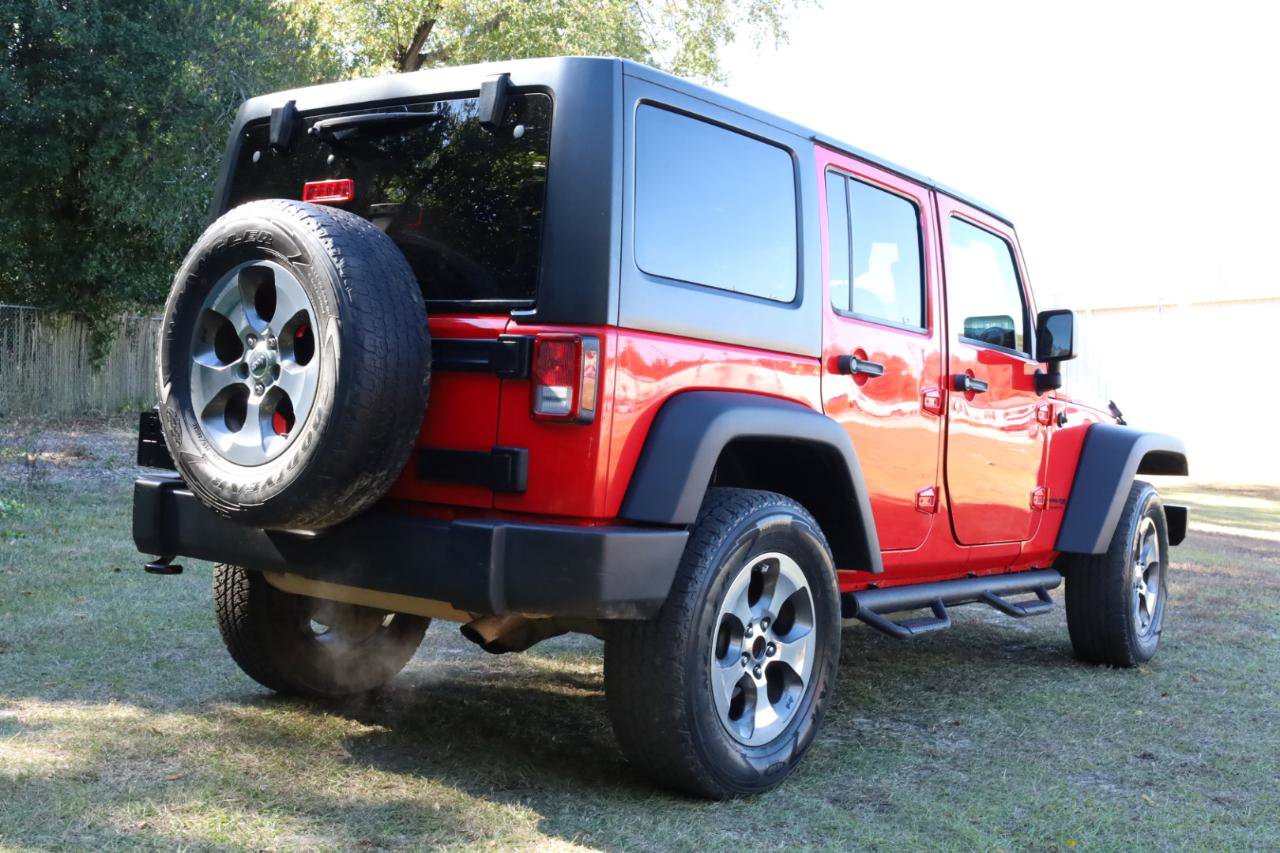 Used 2018 Jeep Wrangler Unlimited Rubicon w/ Cold Weather Group AWD/4WD image 26