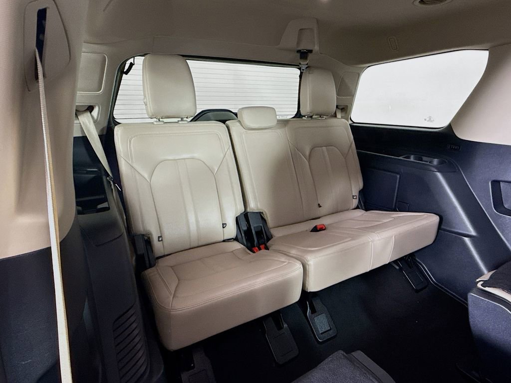 Used 2024 Ford Expedition Limited image 29