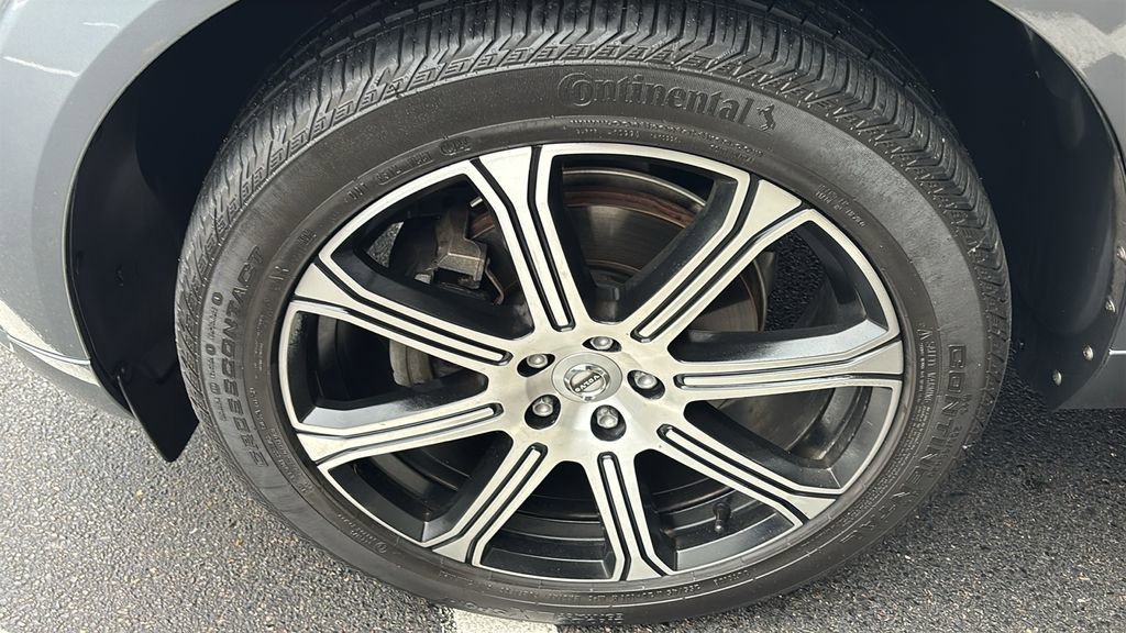 Used 2021 Volvo XC60 T5 Inscription w/ Climate Package image 35