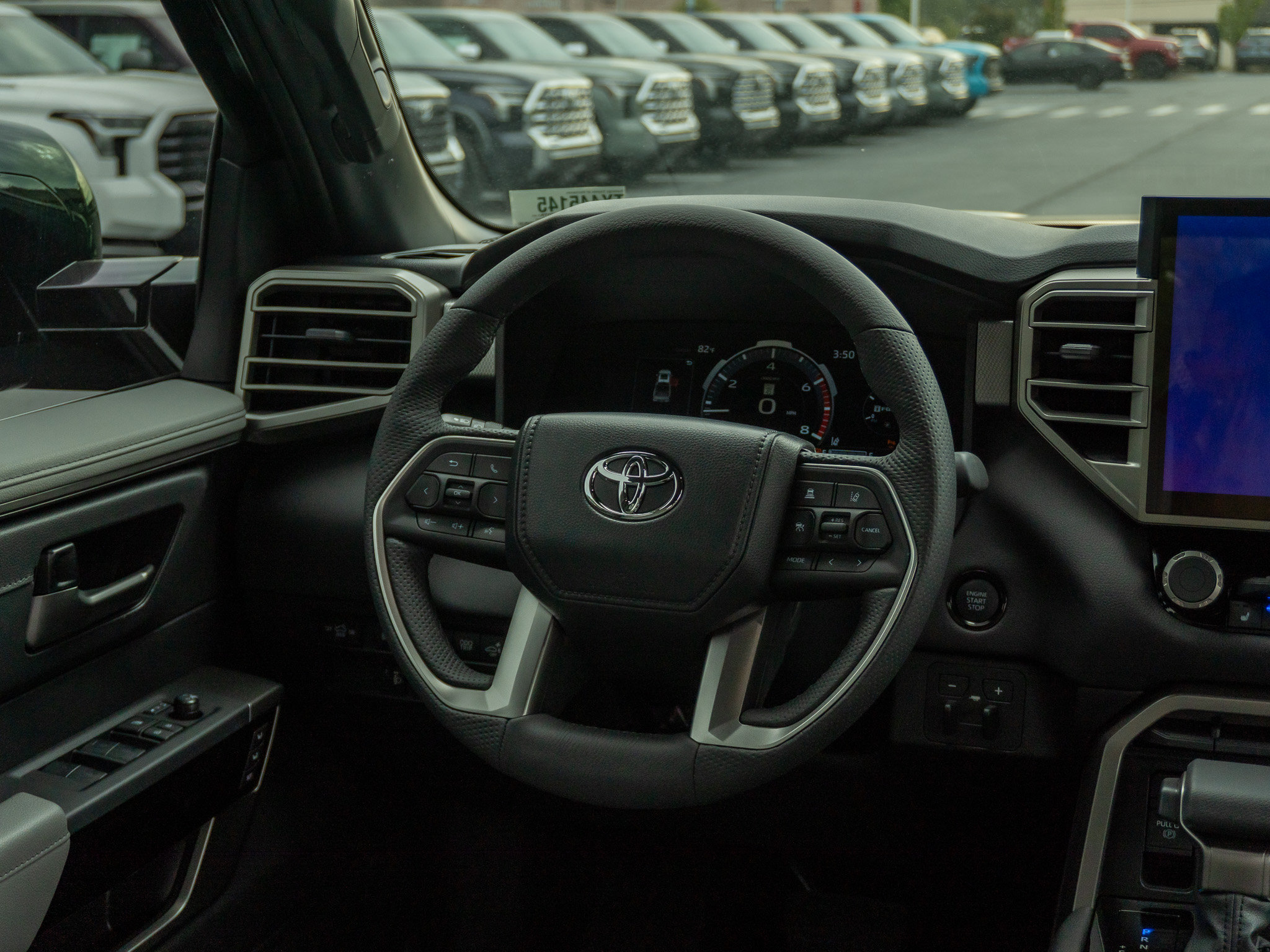 New 2026 Toyota Tundra Limited AWD/4WD image 21