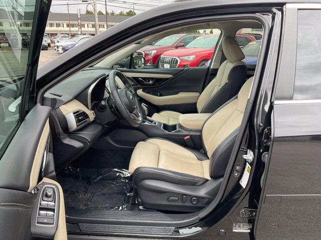 Used 2024 Subaru Outback Limited AWD/4WD image 17