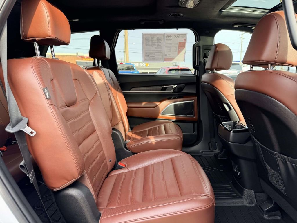 Used 2023 Kia Telluride SX Prestige image 14