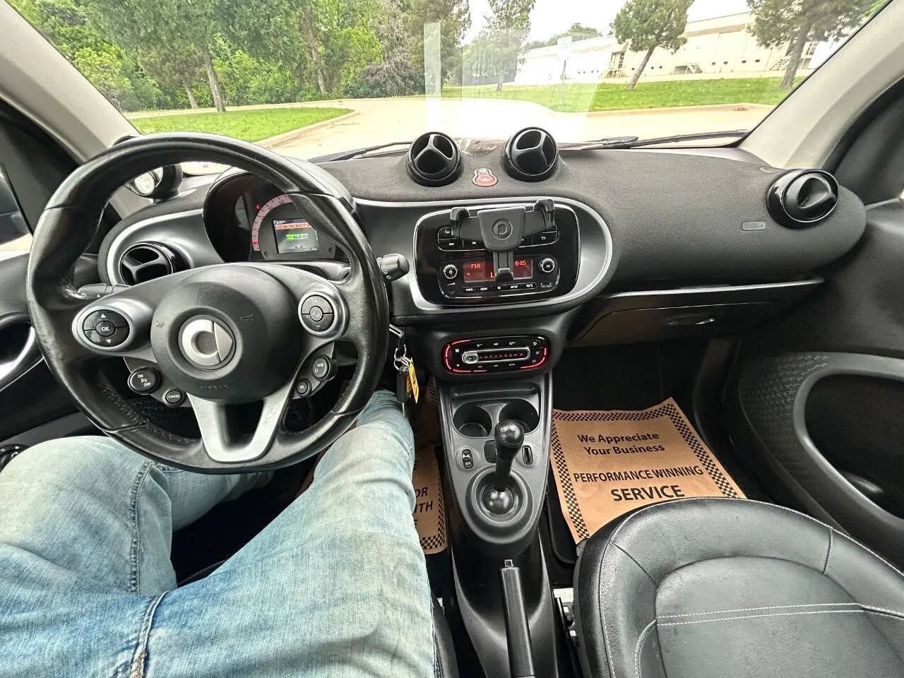 Used 2017 smart fortwo electric drive RWD image 16