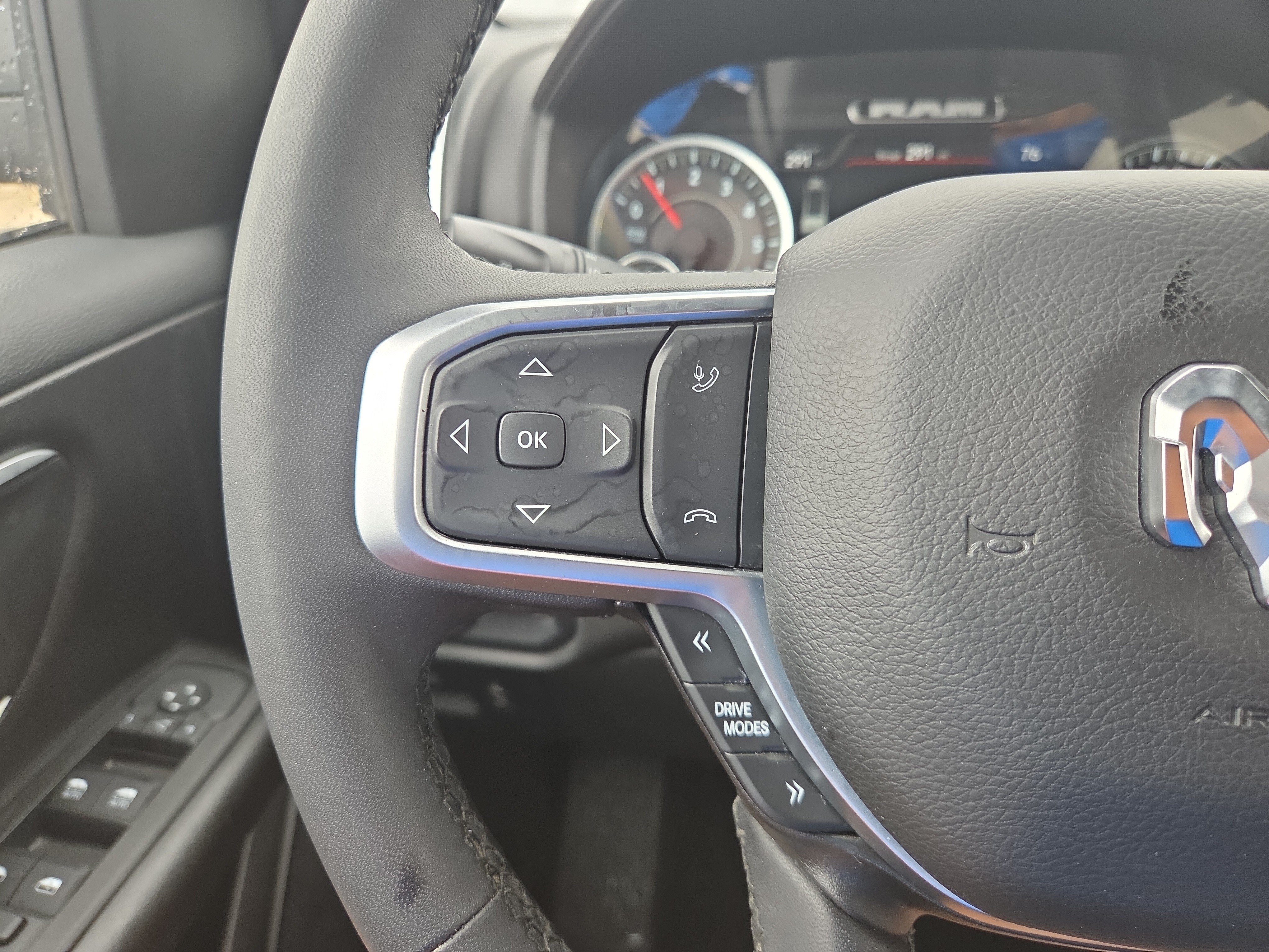Used 2025 RAM 1500 Big Horn AWD/4WD image 11