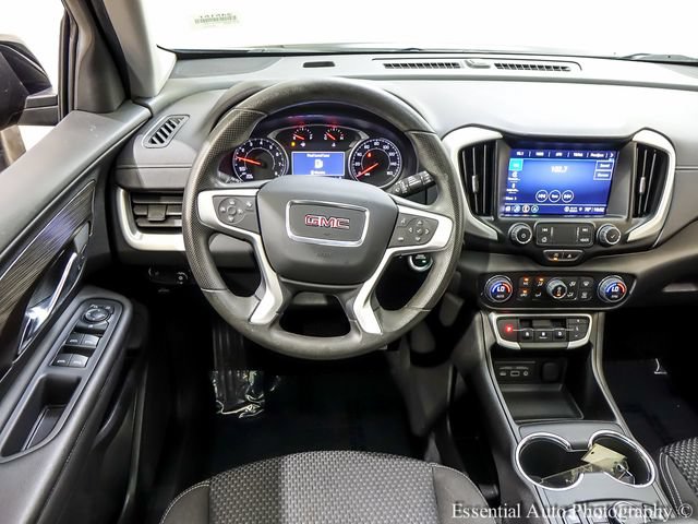 Used 2023 GMC Terrain SLE w/ Driver Convenience Package AWD/4WD image 2