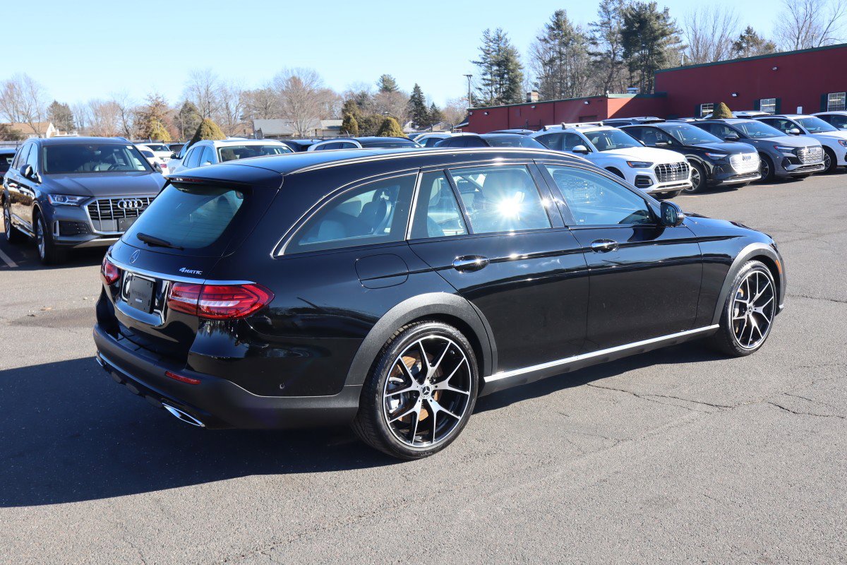 Used 2023 Mercedes-Benz E 450 4MATIC All-Terrain Wagon w/ Premium Package image 5