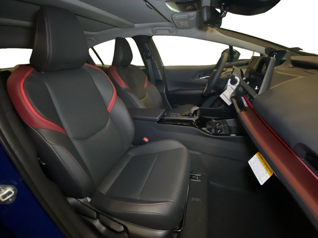New 2025 Toyota Prius Plug-In Hybrid FWD image 15