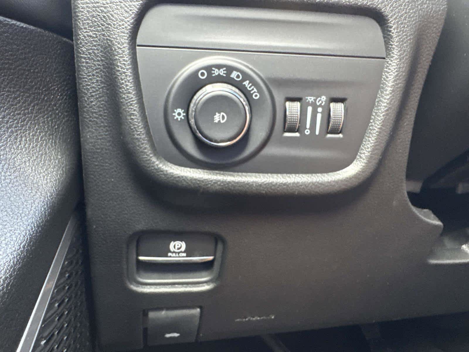 New 2026 Jeep Grand Cherokee Limited w/ Limited Altitude Package RWD image 14