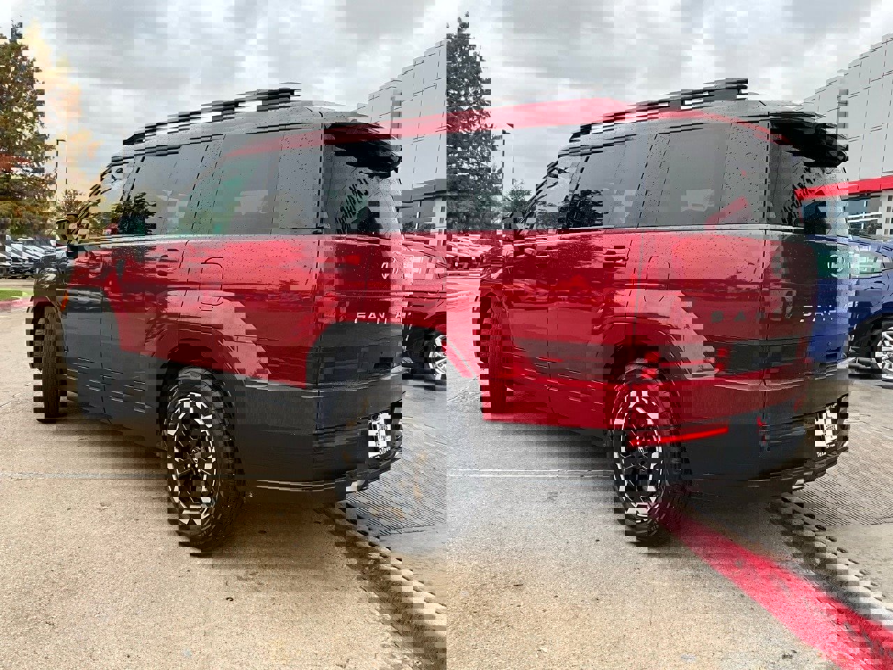 Used 2025 Hyundai Santa Fe SEL image 8