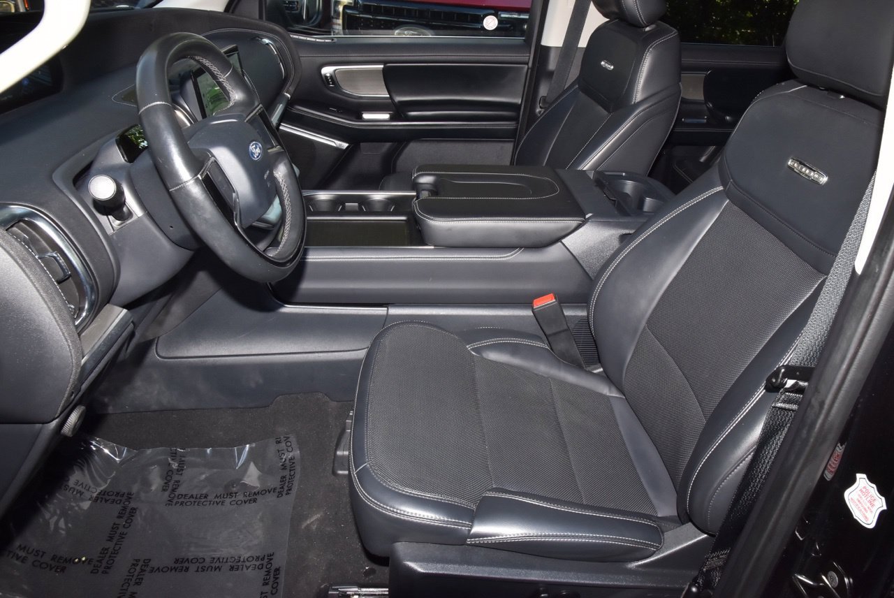 Used 2025 Ford Expedition Max Platinum AWD/4WD image 13