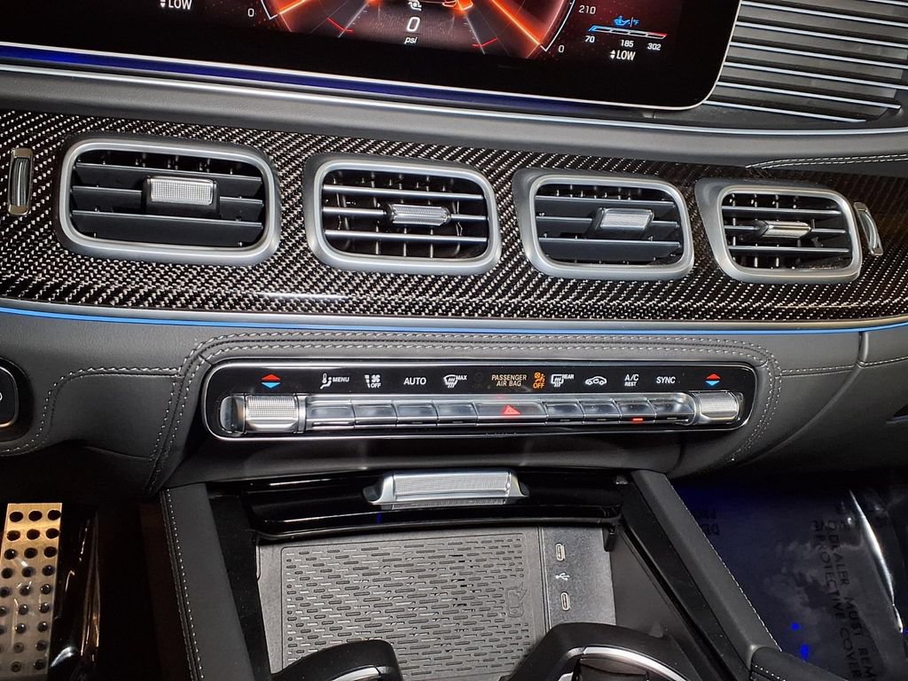 Used 2025 Mercedes-Benz GLS 63 AMG 4MATIC image 5