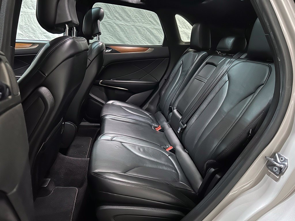 Used 2019 Lincoln MKC Select FWD image 34
