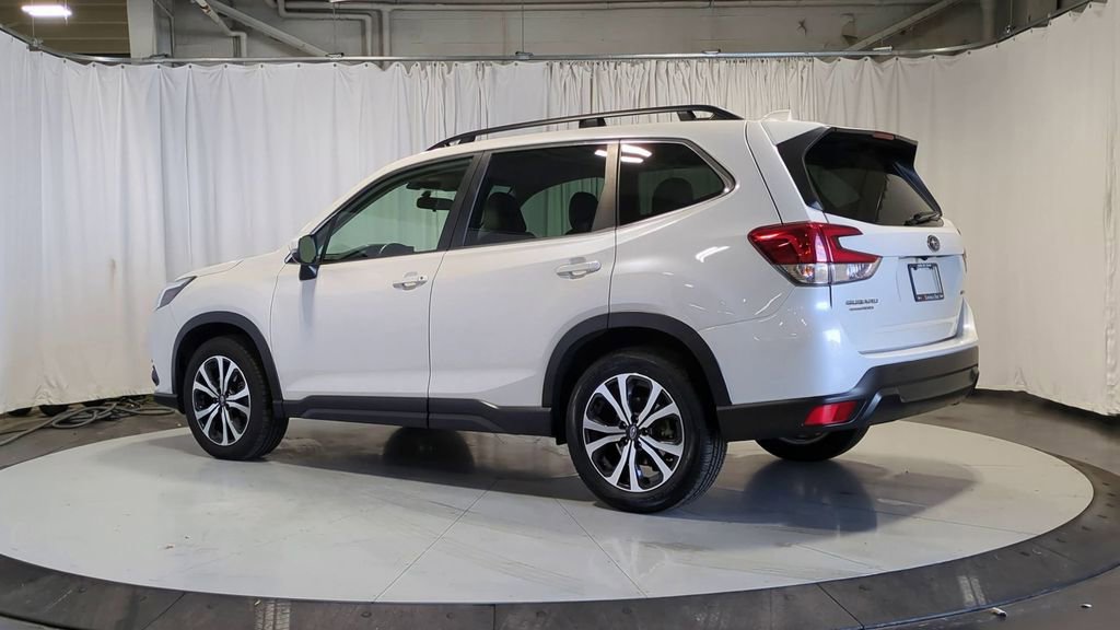 Used 2022 Subaru Forester Limited image 8