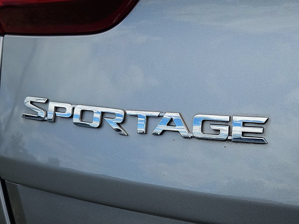 Used 2021 Kia Sportage LX FWD image 30