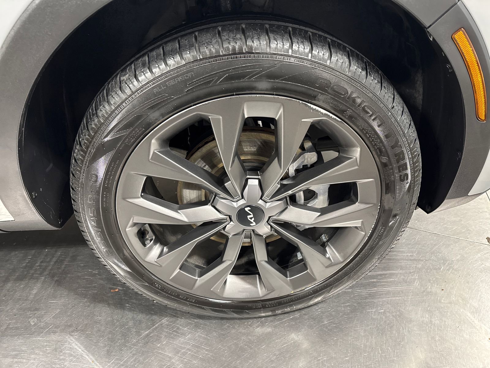 Certified 2023 Kia Sorento X-Line EX AWD/4WD image 14