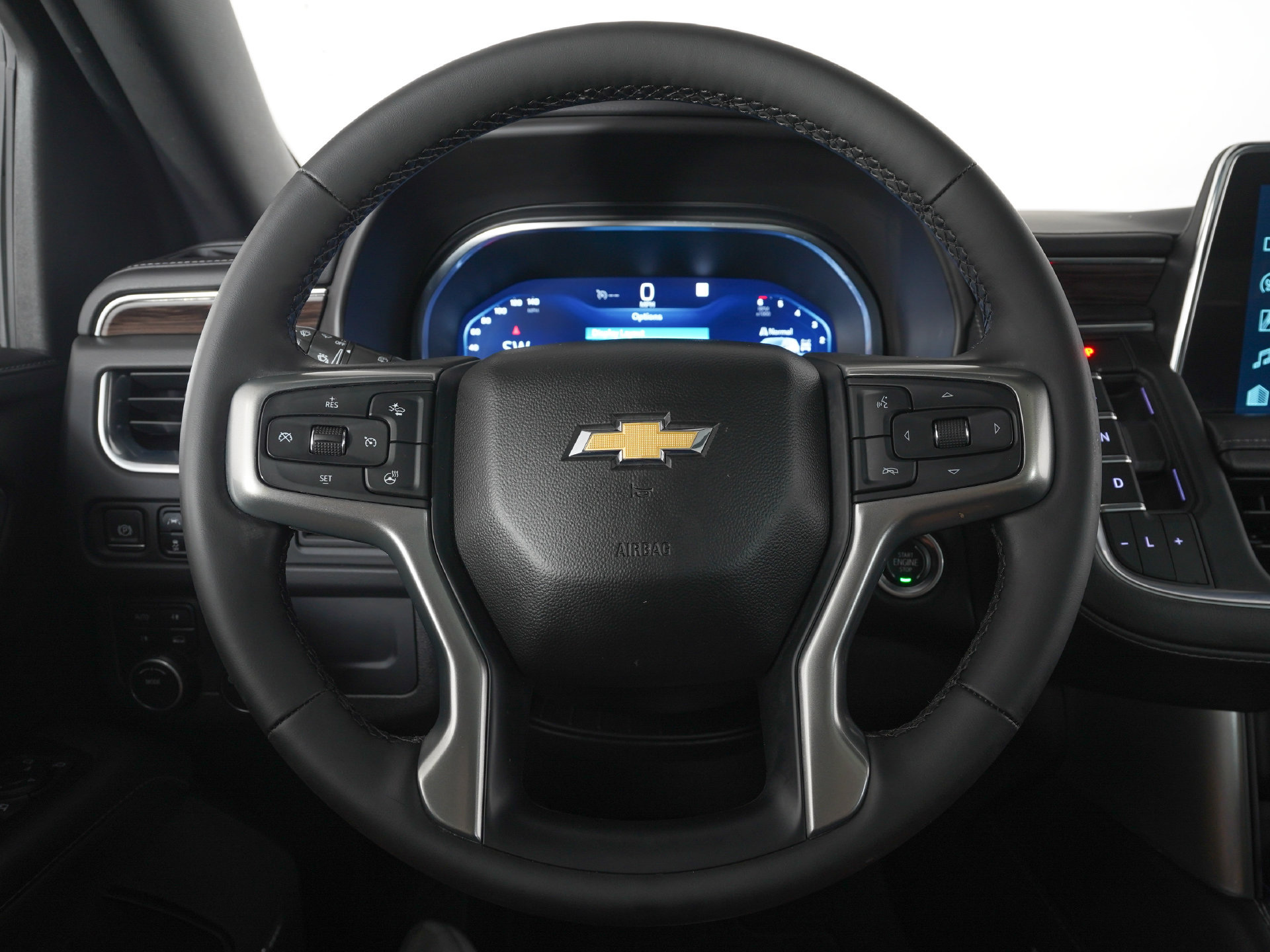 Used 2023 Chevrolet Tahoe LT w/ Luxury Package AWD/4WD image 17