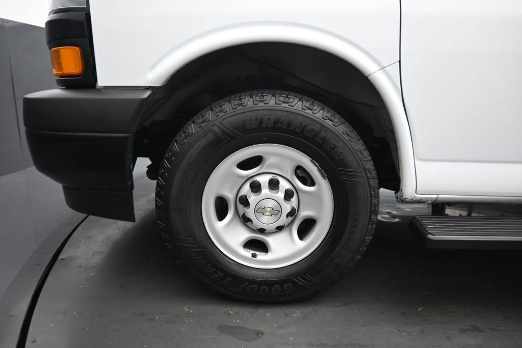 Used 2023 Chevrolet Express 3500 LS RWD image 44
