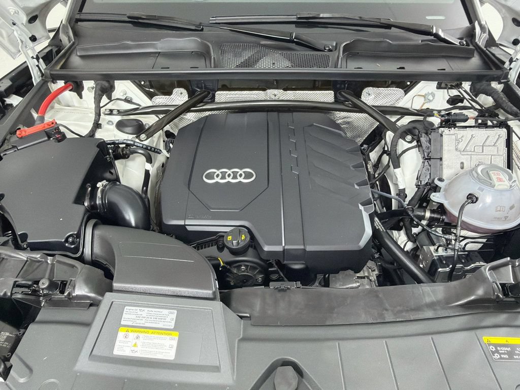 Used 2023 Audi Q5 2.0T Premium w/ Convenience Package AWD/4WD image 30