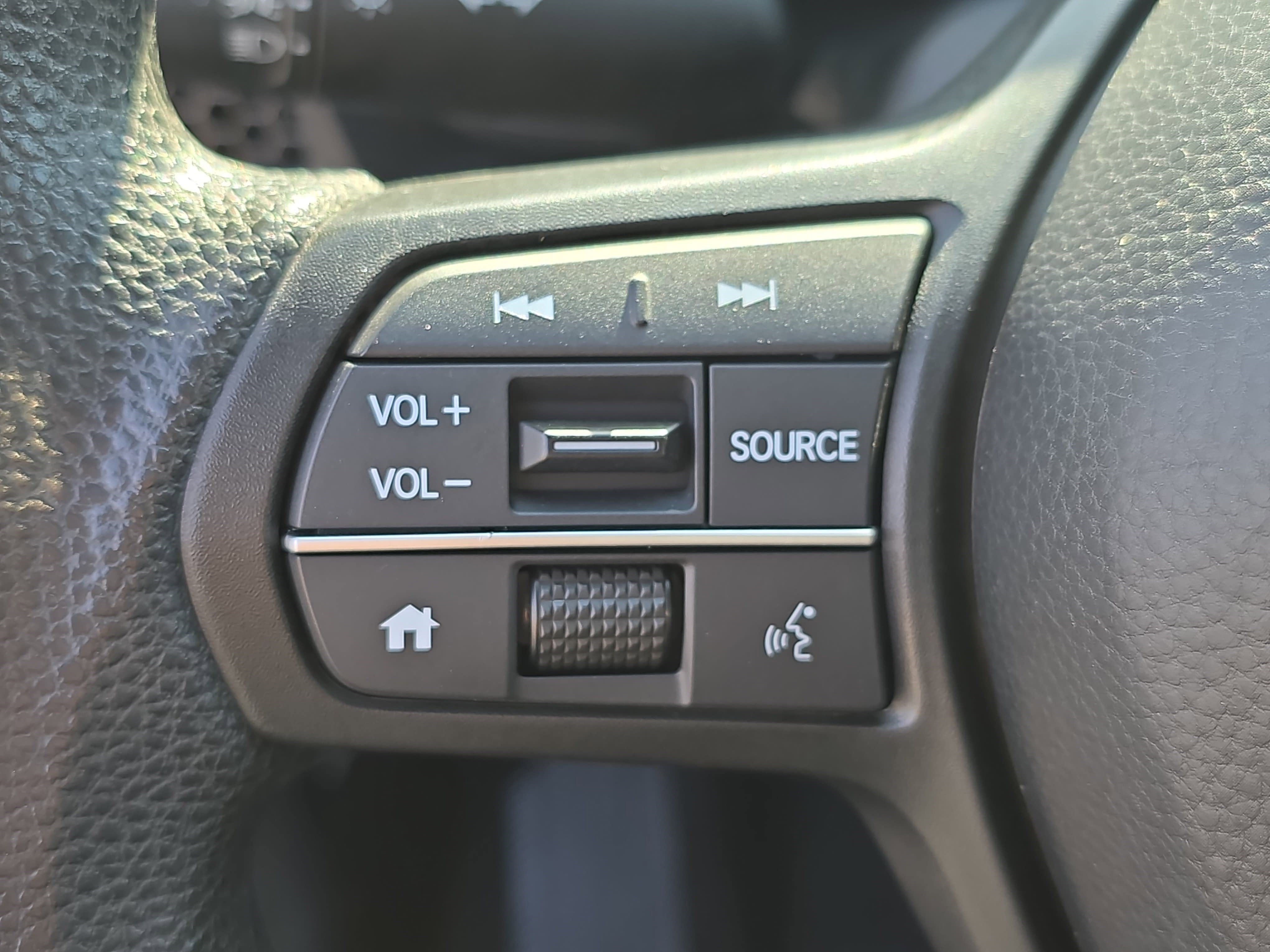 Used 2023 Honda CR-V LX image 18