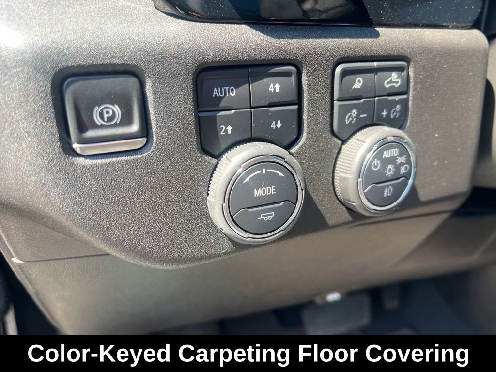 Used 2025 Chevrolet Silverado 1500 High Country AWD/4WD image 42