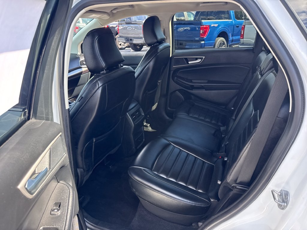 Used 2024 Ford Edge SEL AWD/4WD image 14