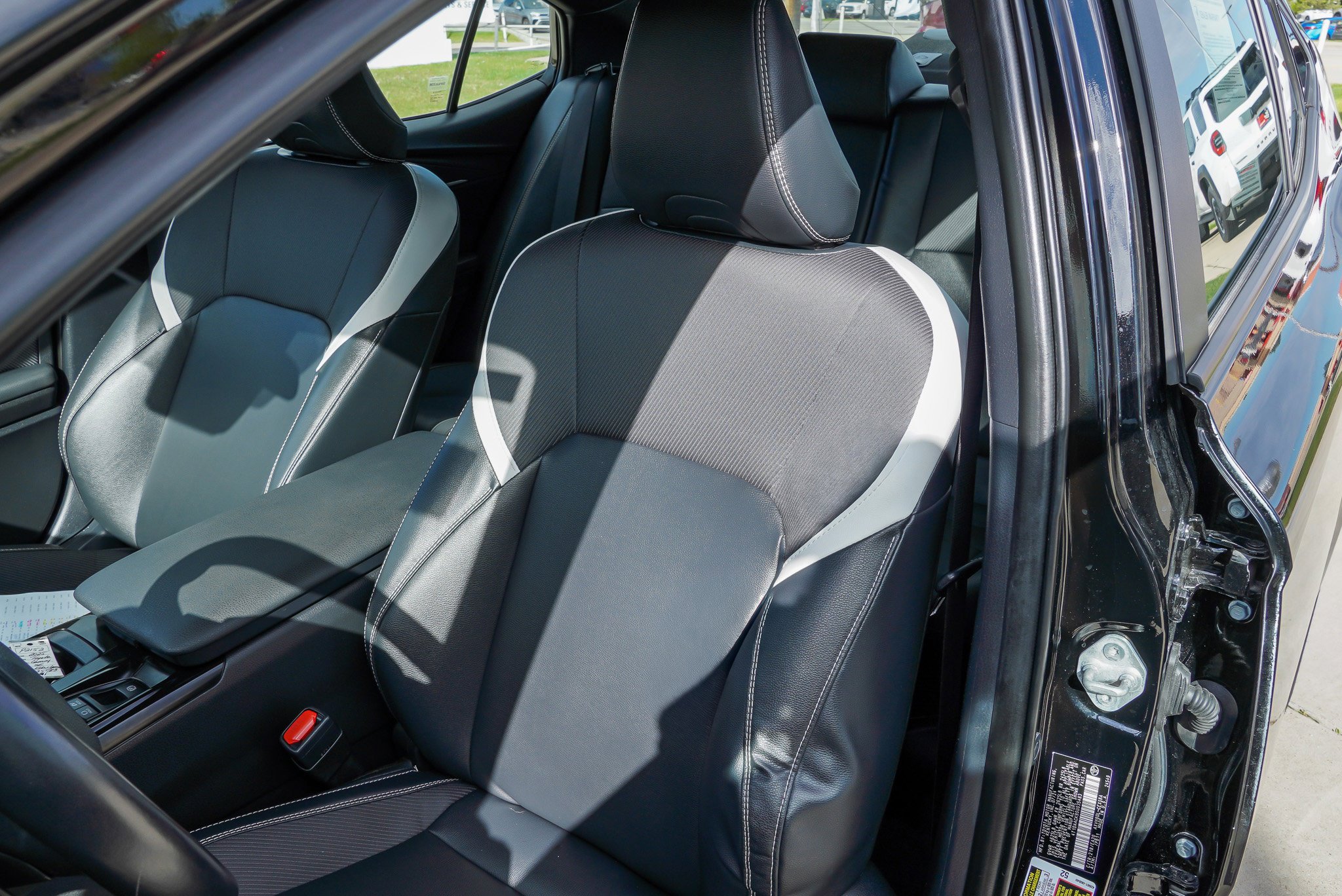 Certified 2025 Toyota Camry SE FWD image 16