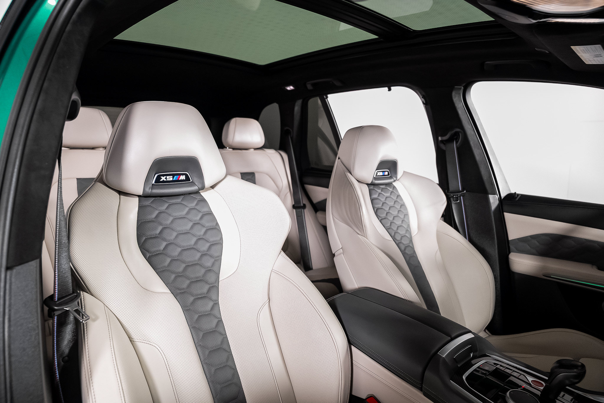 Used 2024 BMW X5 M Competition w/ Executive Package AWD/4WD image 39