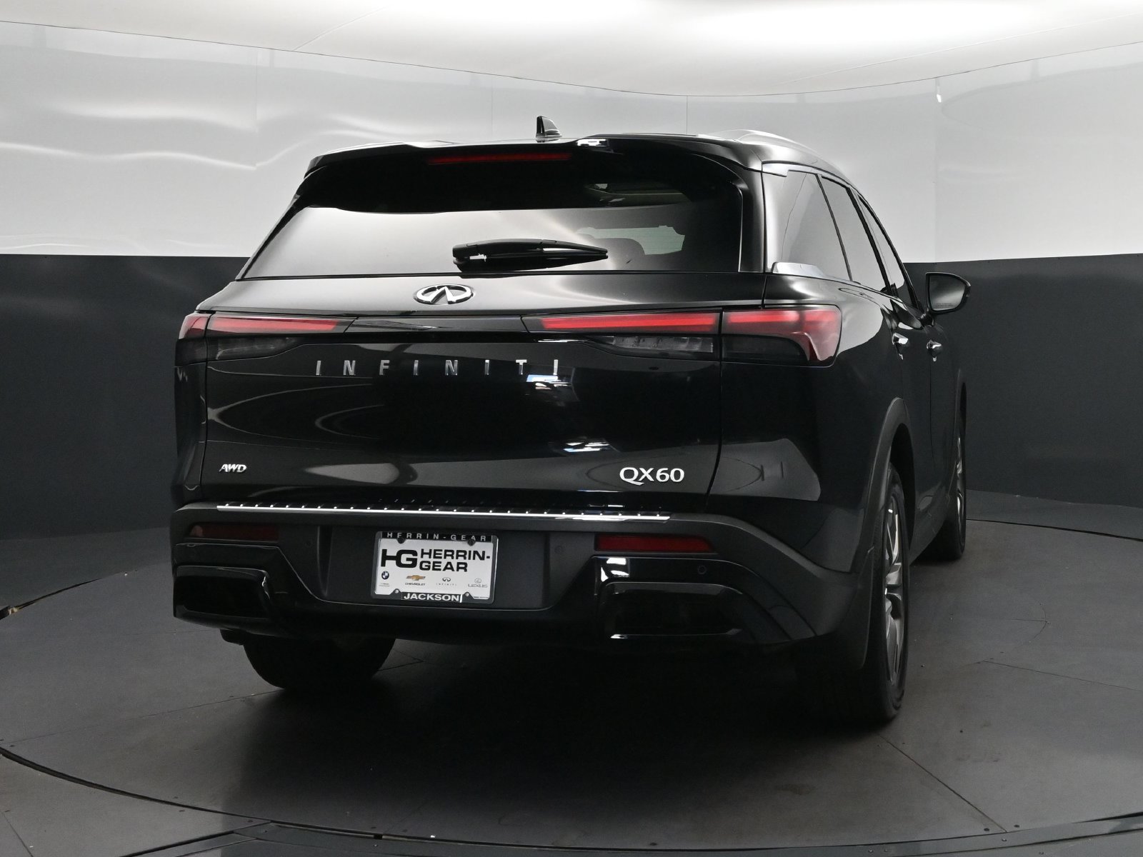 Certified 2023 INFINITI QX60 Luxe w/ Cargo Package AWD/4WD image 7