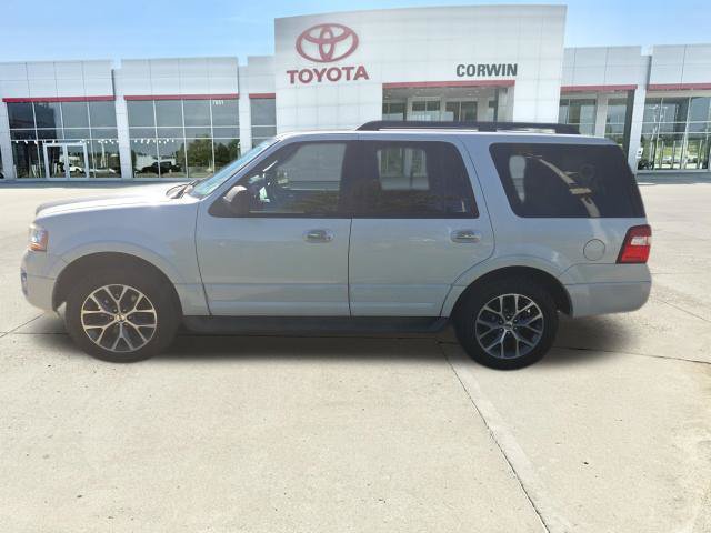 Used 2017 Ford Expedition XLT w/ Equipment Group 202A AWD/4WD image 40