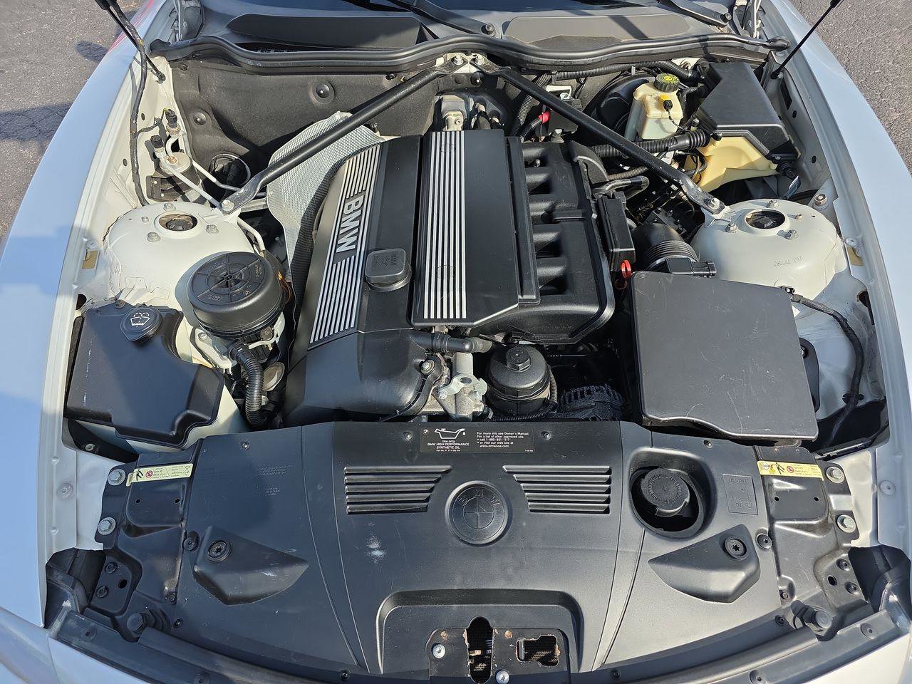 Used 2003 BMW Z4 3.0i image 13