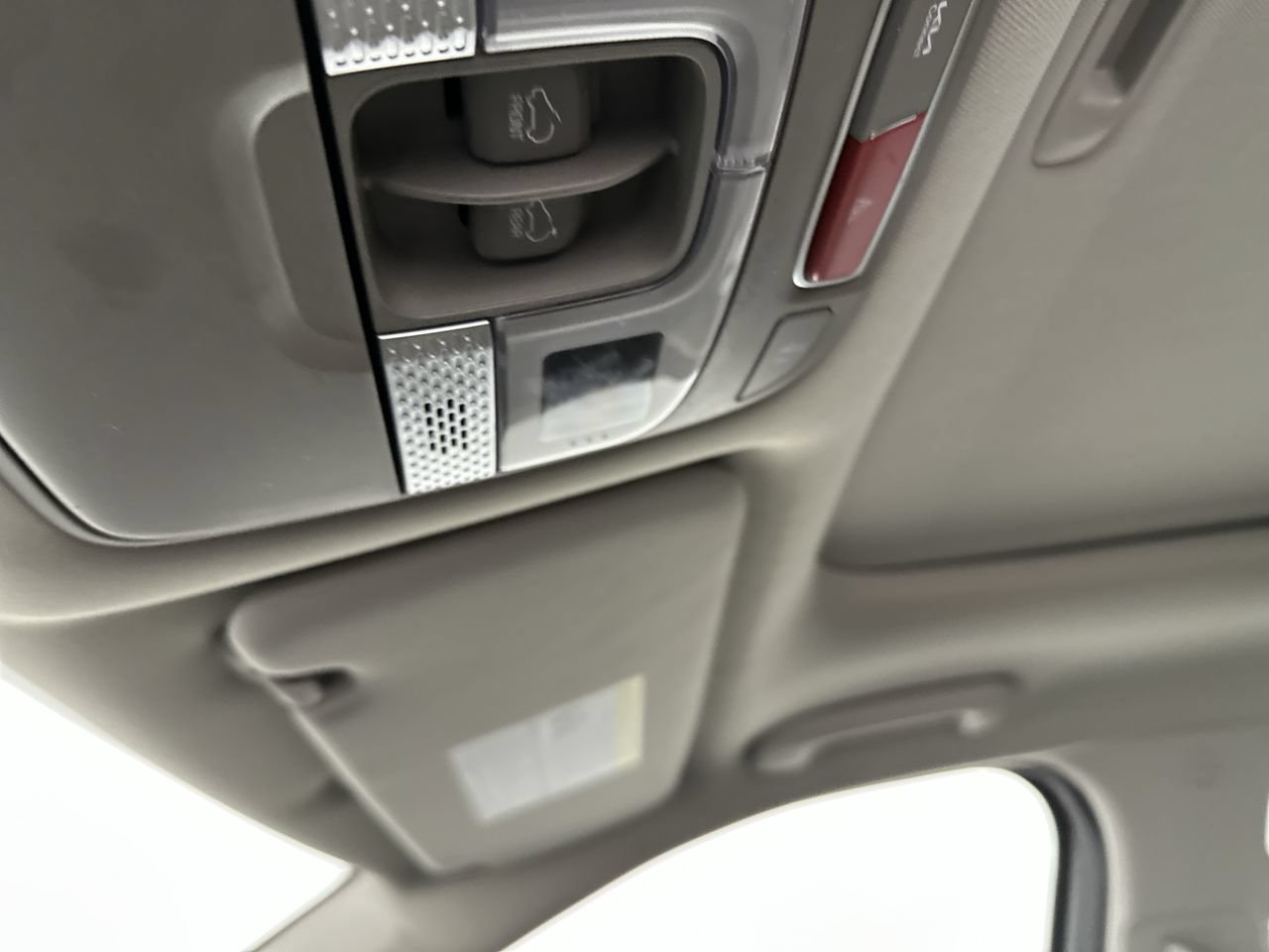 Certified 2025 Kia Telluride SX w/ SX Captain's Chair Package FWD image 10