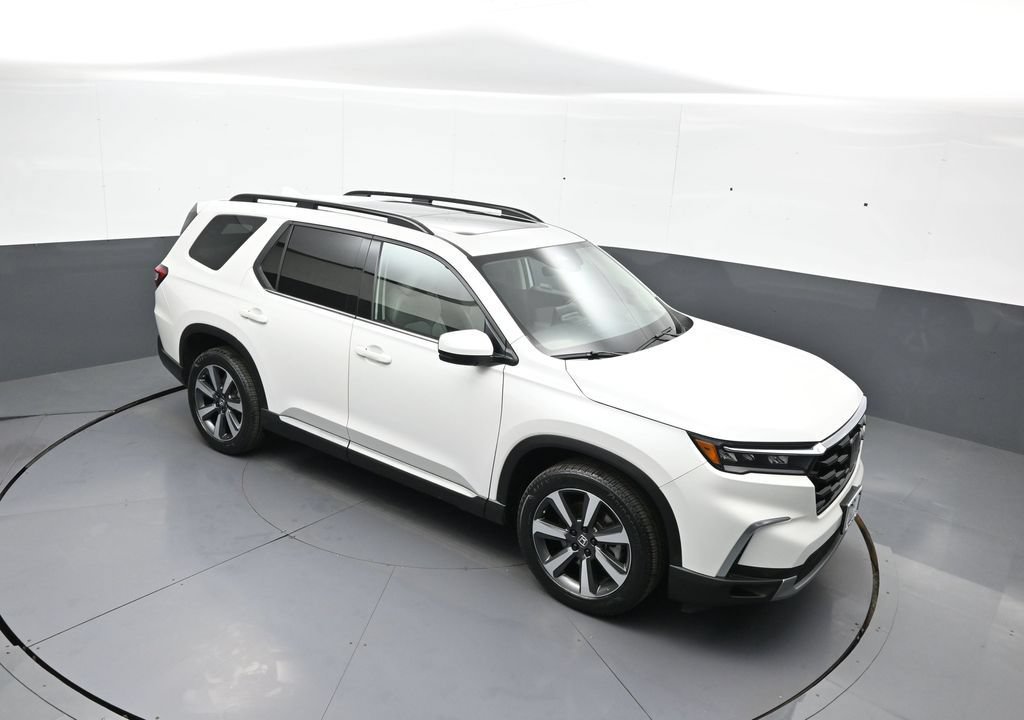 Certified 2024 Honda Pilot Touring image 38