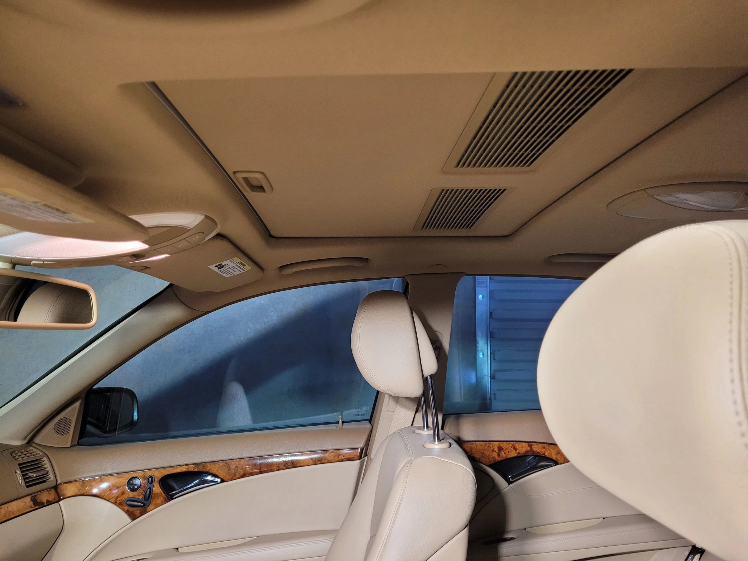 Used 2009 Mercedes-Benz E 350 Sedan image 33