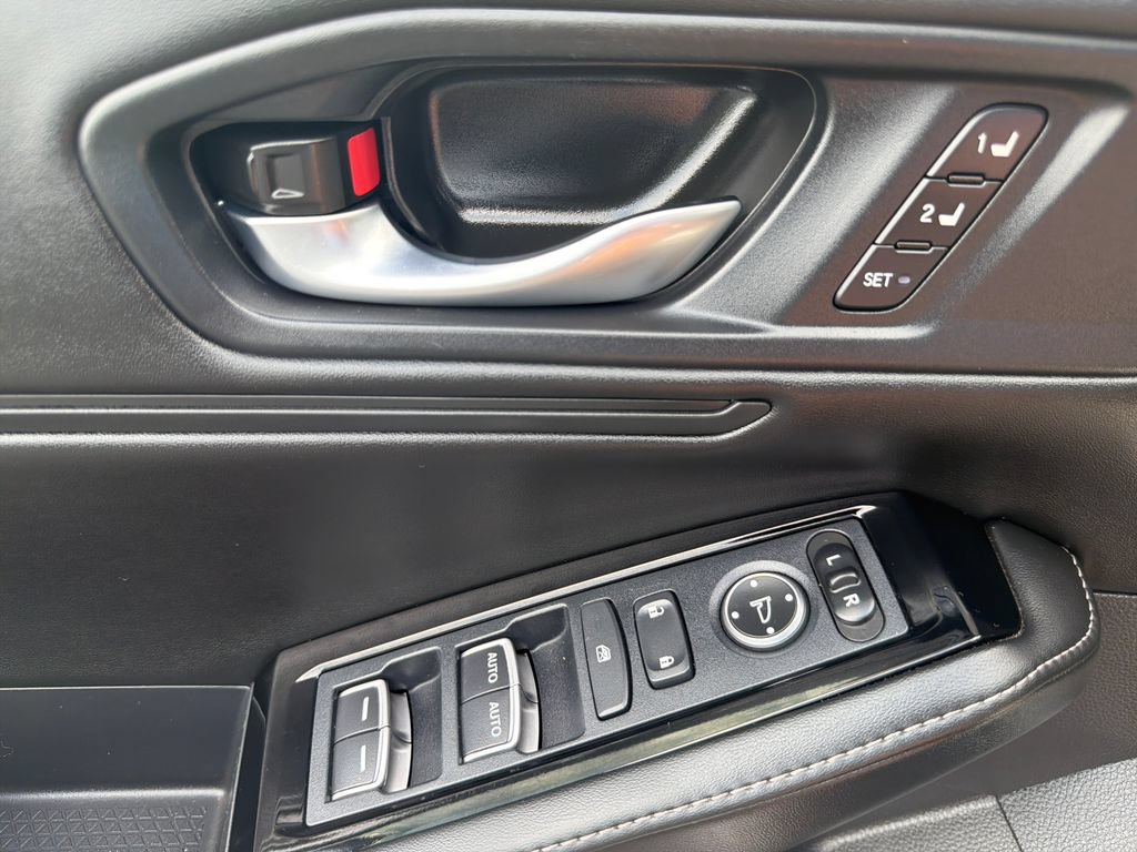 Used 2023 Honda Accord Touring image 37