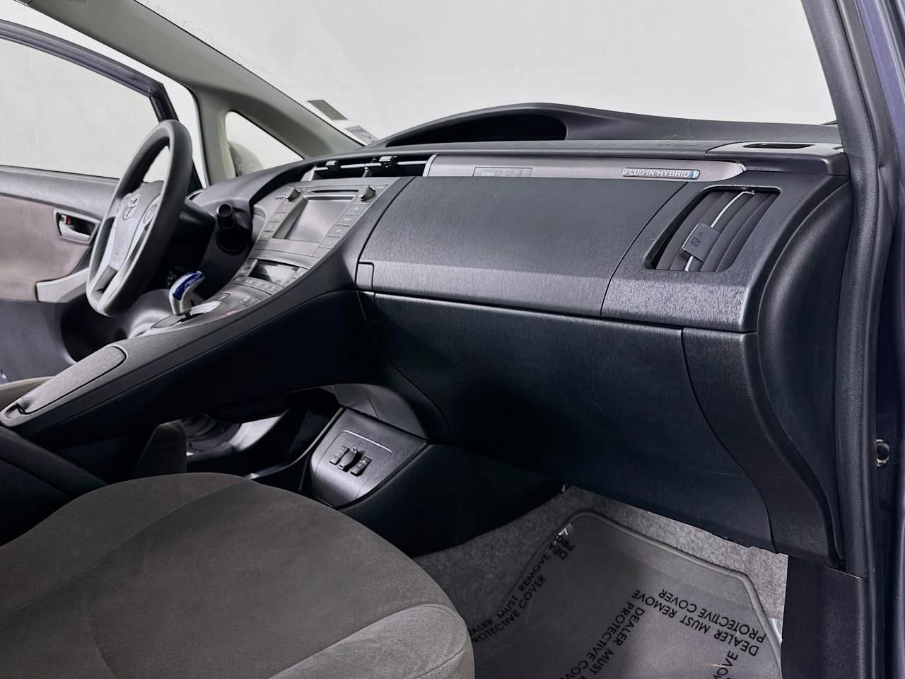 Used 2015 Toyota Prius Prime Plug-In Hybrid image 35