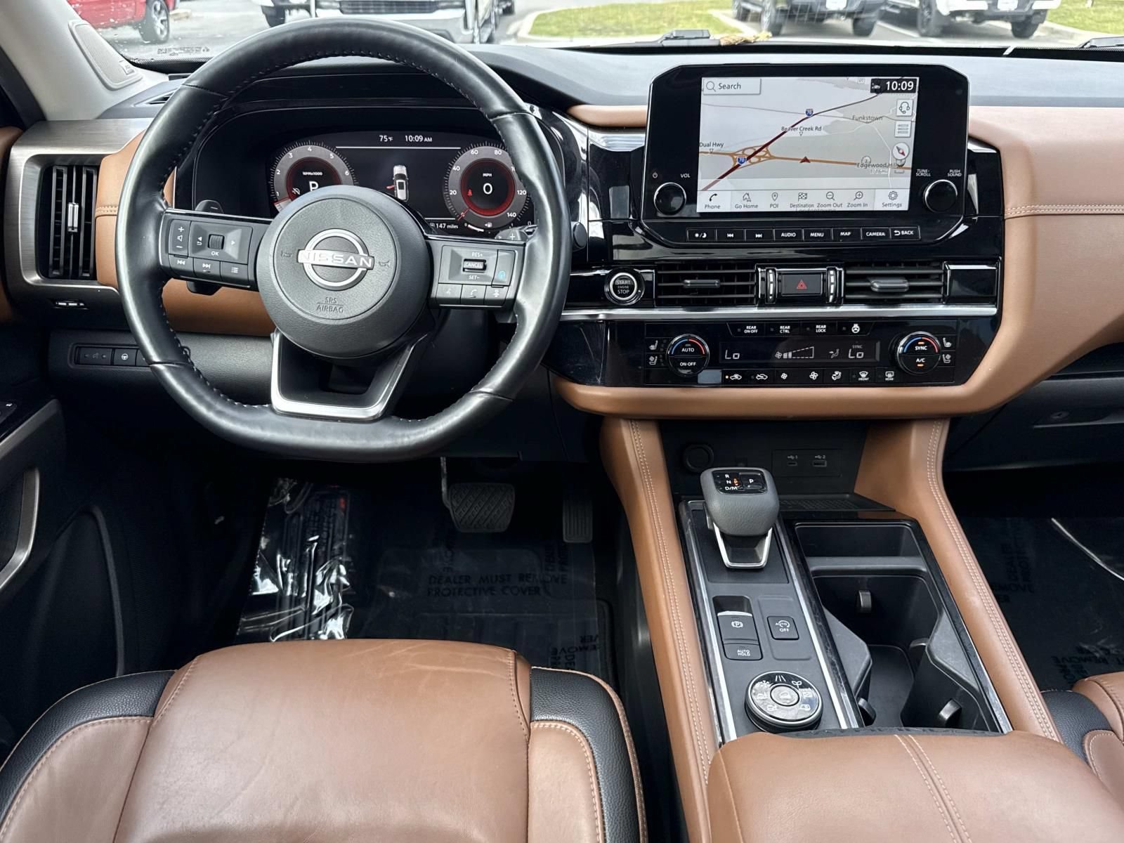 Used 2023 Nissan Pathfinder Platinum AWD/4WD image 8