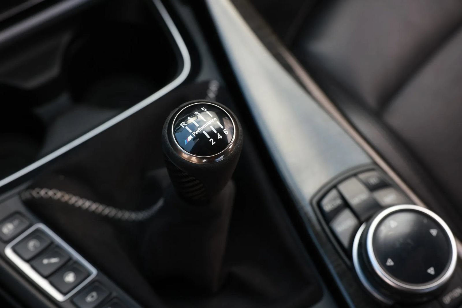 Used 2015 BMW M3 RWD image 43