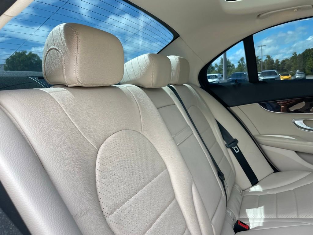 Used 2021 Mercedes-Benz C 300 Sedan image 35