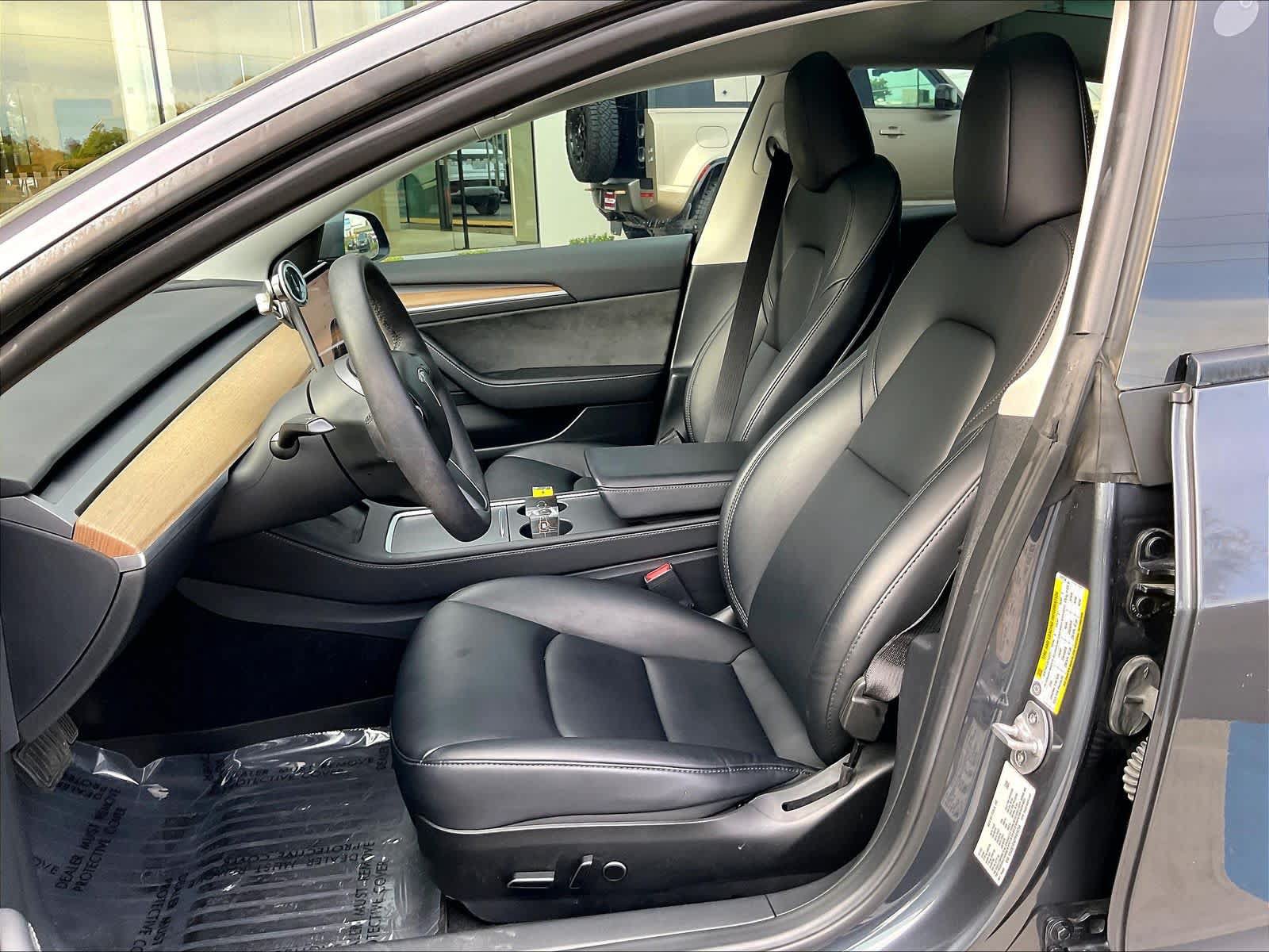 Used 2023 Tesla Model 3 Standard Range RWD image 26