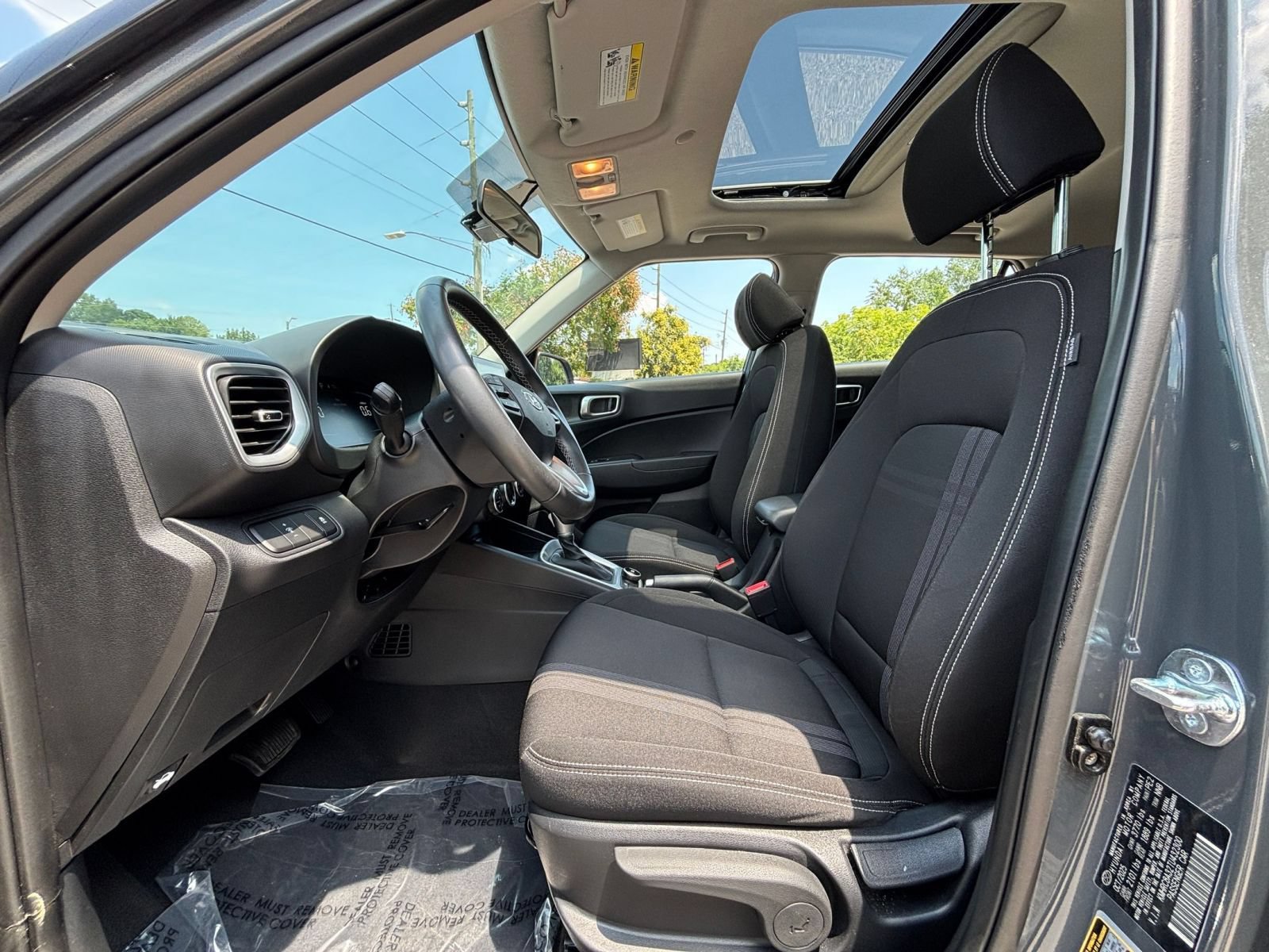 Used 2026 Hyundai Venue SEL FWD image 23