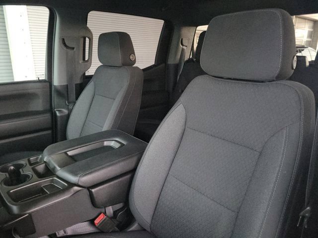 Used 2022 Chevrolet Silverado 1500 RST w/ LPO, Blackout Package AWD/4WD image 19