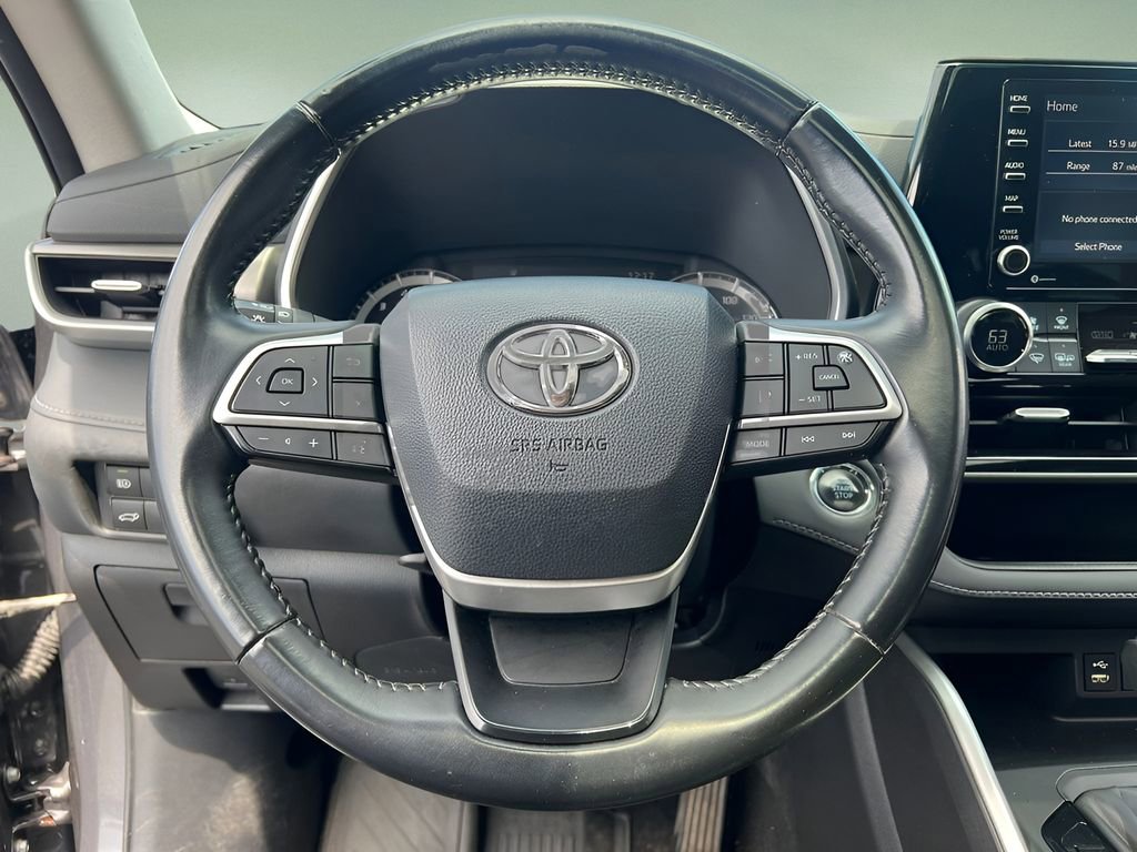 Used 2022 Toyota Highlander XLE image 14