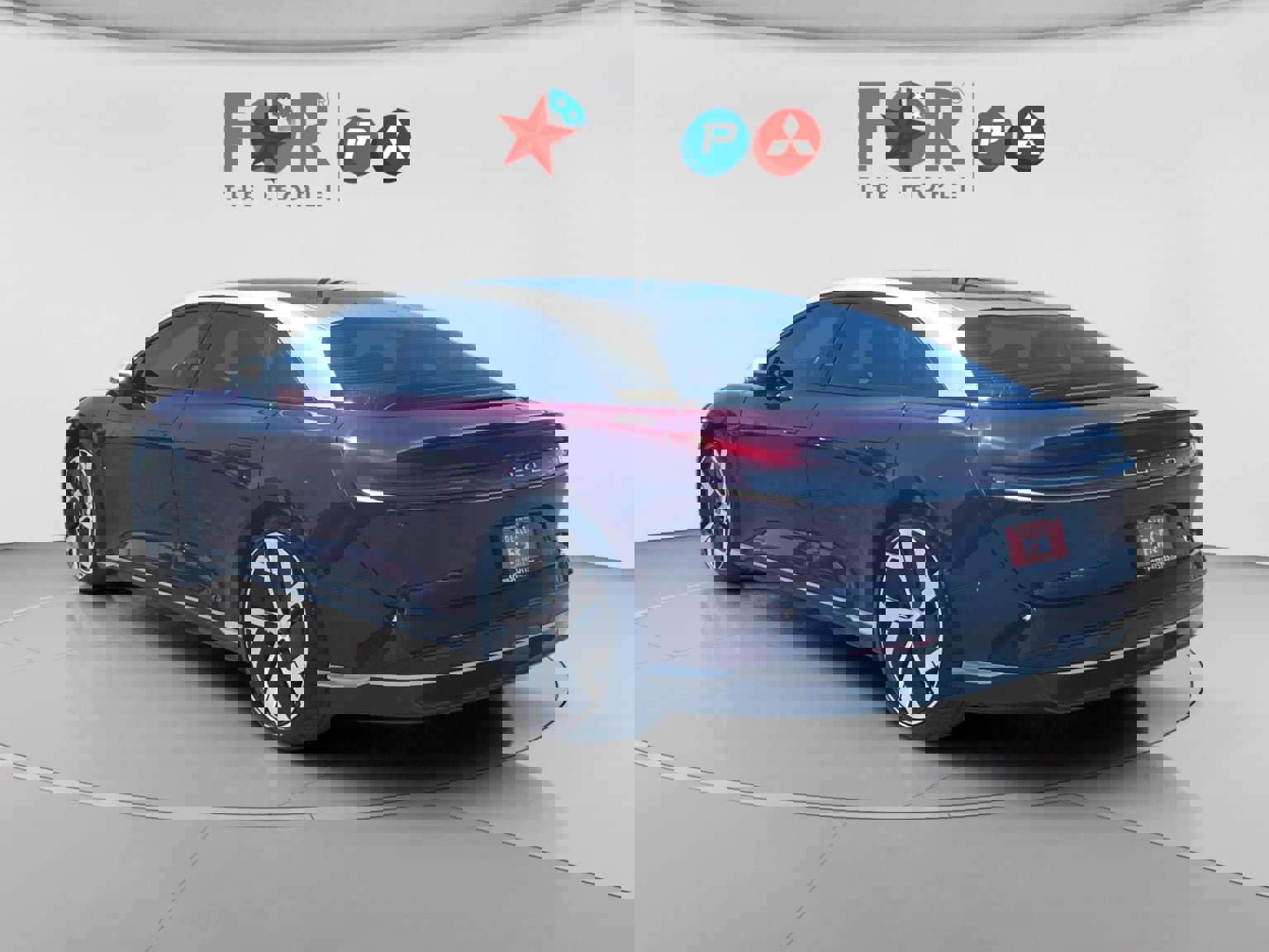 Used 2022 Lucid Air Dream Edition image 3