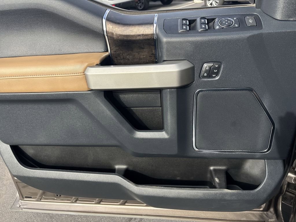 Used 2022 Ford F350 Lariat w/ Lariat Ultimate Package image 22
