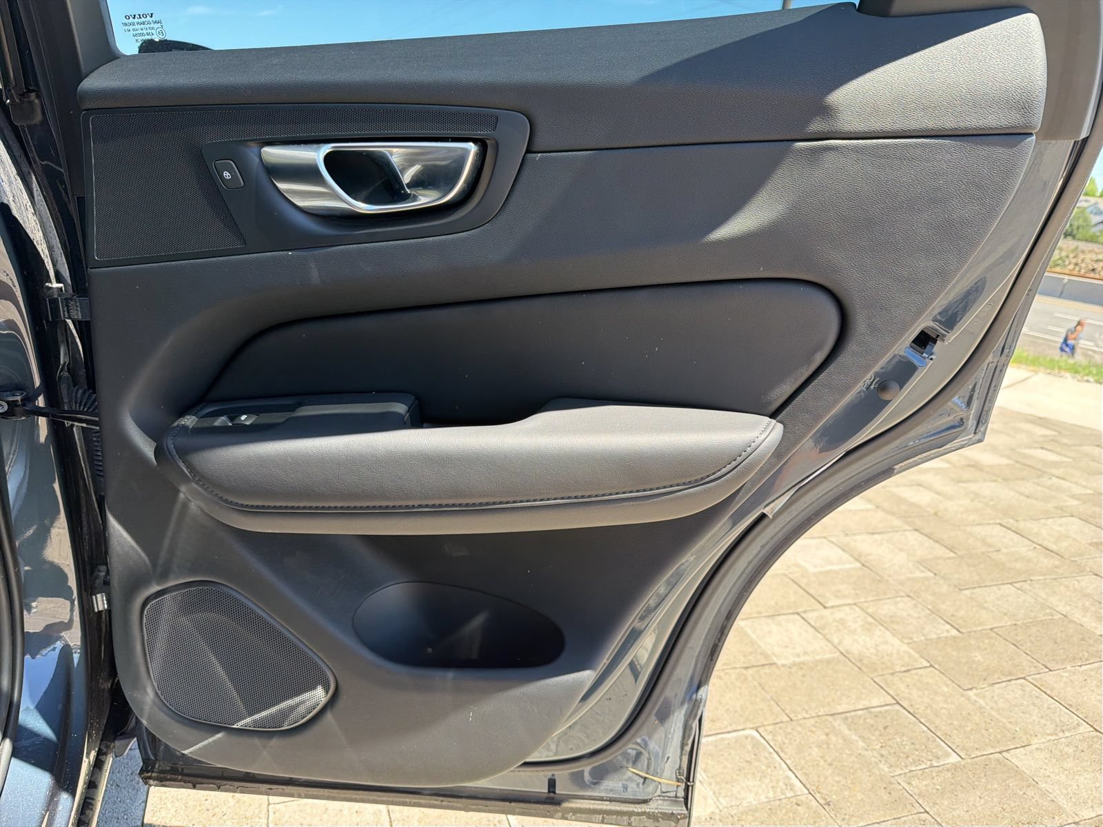 Used 2025 Volvo XC60 B5 Plus w/ Climate Package AWD/4WD image 23