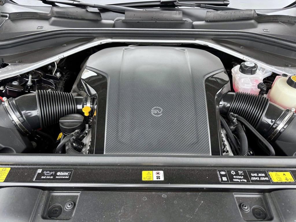 Used 2025 Land Rover Range Rover Sport SV Edition Two image 24
