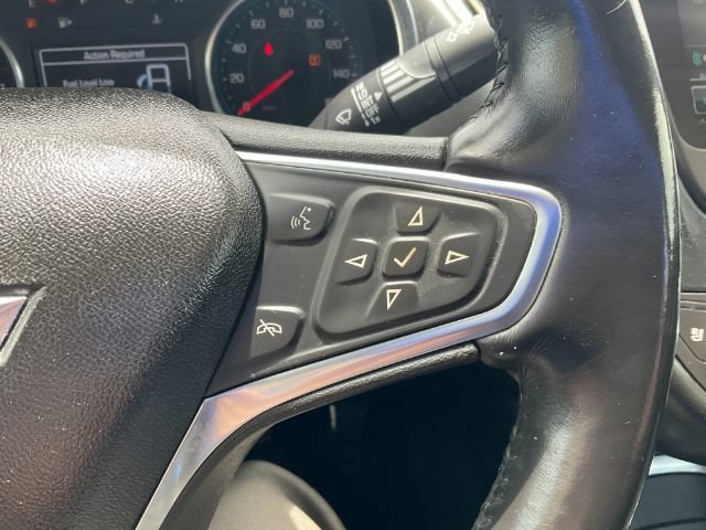 Used 2018 Chevrolet Malibu Premier w/ Premier Sun and Wheel Package FWD image 24